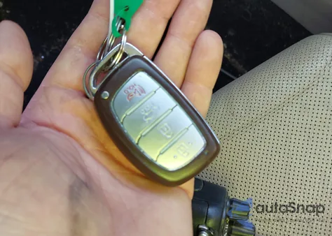 2017 Hyundai Sonata Limited z USA, uszkodzony, nr VIN 5NPE34AF5HH567262